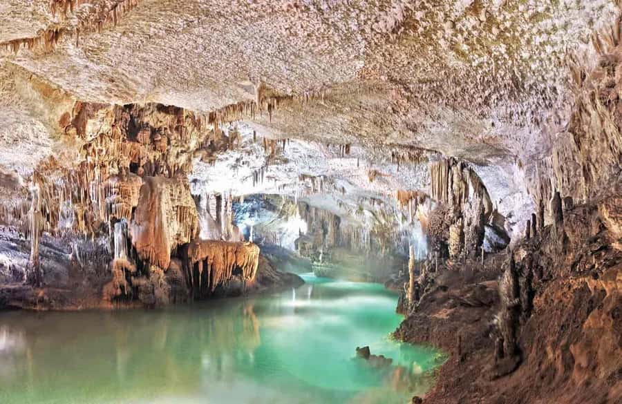 Beirut: Jeita Grotto, Harissa, Byblos group tour & Guide - Key highlights you can plan around