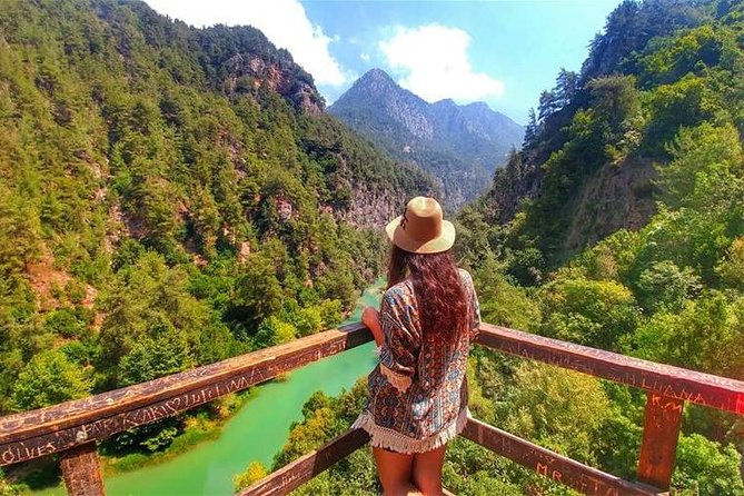 Chouwen Lake Hiking & Swimming - Key highlights worth noting