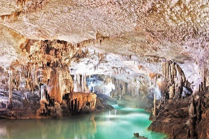 Exclusive Journey to Jeita Grotto, Harissa, and Byblos - Old Souk and Byblos Port: short breaks with big atmosphere