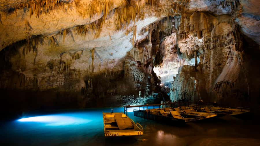 From Beirut: Jeita Grotto, Harissa & Byblos Private Day Tour - Extending North to Mseilha Fort and Nabu Museum: Art and Sea Views in the Same Day