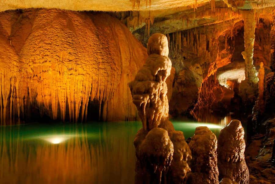 Lebanon: Beirut, Jeita Grotto, Byblos Private Tour and Lunch - Key highlights worth your time