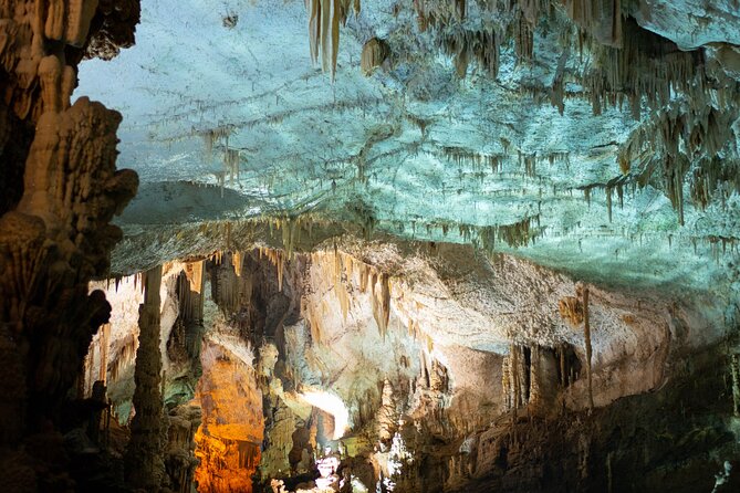 Lebanon Tour Jeita-Harissa & Byblos w/pickup,lunch,entries +guide - Jeita Grotto: two caverns, a real boat ride, and rules you should plan for