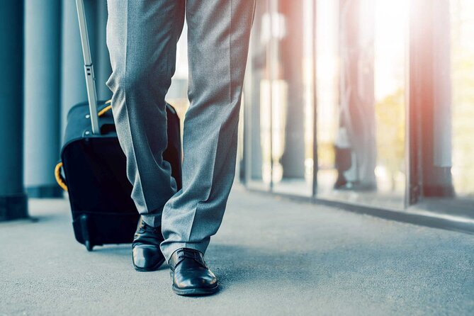 Private Arrival Transfer: From Airport to your hotel in Beirut - Why a private Beirut airport-to-hotel transfer beats the taxi game
