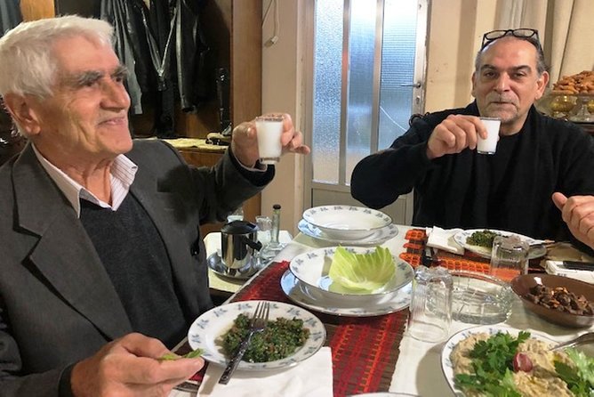 Private Lebanese Cooking Class in Beirut with Amal + Transfers - Why Amal’s Aramoun home setup feels better than a restaurant class