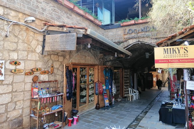 PRIVATE tour to Jeita Grottos, Harissa Shrine & Byblos City - Harissa Shrine and cable car ride: mountain views over the bay