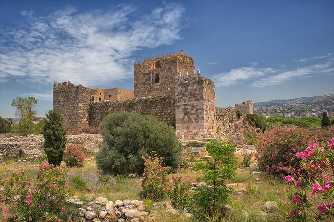 Small-Group Tour with Lunch to Jeita Grotto, Byblos and Harissa - Old souk and port stroll: souvenirs and the ancient shipping story