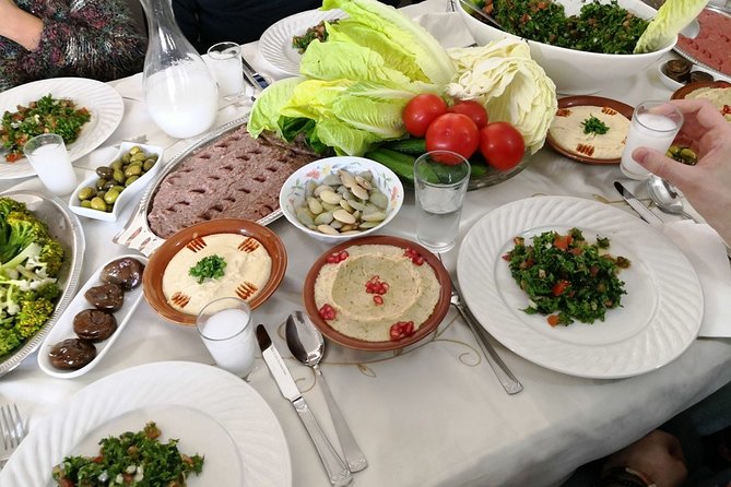 Traveling Spoon Lebanese Mezze Private Online Cooking Class - Key highlights at a glance